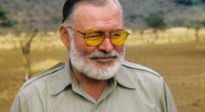 Doi-net-ve-tac-gia-hemingway