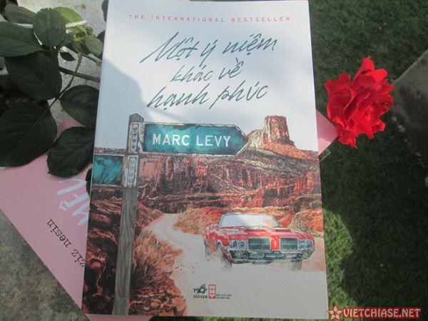 Review-sach-mot-y-niem-khac-ve-hanh-phuc